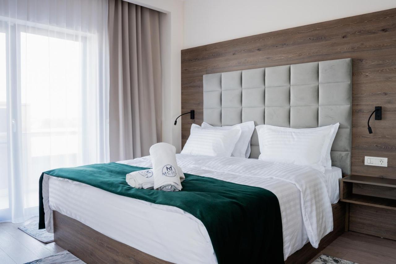 M City Aparthotel Arad Buitenkant foto