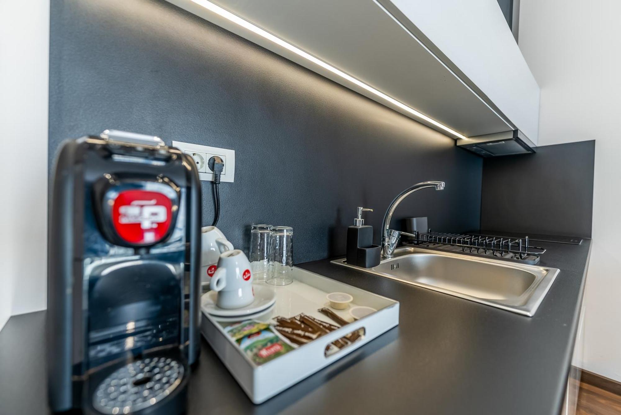 M City Aparthotel Arad Kamer foto